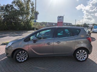 /photos/11436/72762027-532f-a0e8-e27a-1fd11b7af4f3_i320x240.jpg