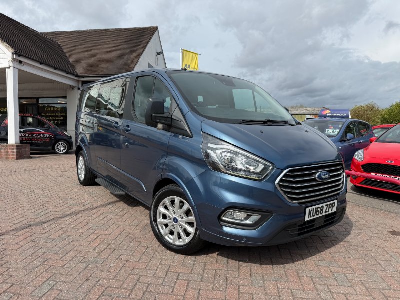 2018 Ford Tourneo Custom 2.0 310 EcoBlue Titanium Minibus Double Cab 5dr Diesel Manual L2 Euro 6 s/s 130 ps