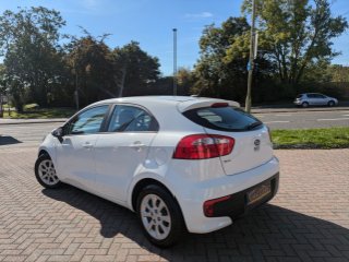/photos/11436/de8c81cb-61b2-745c-8b08-a7d4b0138e09_i320x240.jpg