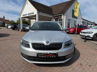 /photos/11436/ee39a614-f9b1-4086-7889-621cfe24a191_i320x240.jpg